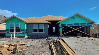3613 Sahar Lake Dr, Robstown, TX 78380