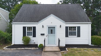 4 Birch Hill Rd, Worcester, MA 01606