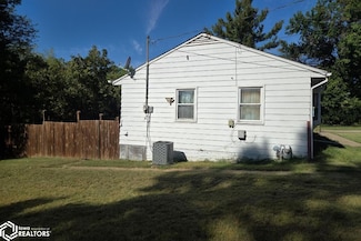 123 Shields St, Burlington, IA 52601