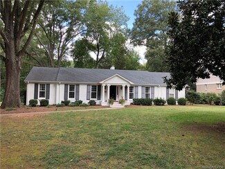 1226 Rembrandt Cir, Charlotte, NC 28211