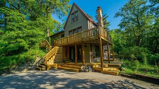 4 Lupine Ln, Portage, IN 46368
