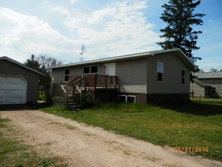 411 S Wisconsin Ave, Muscoda, WI 53573