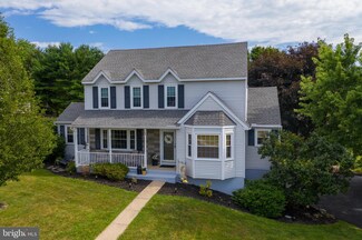 13 Leader Rd, New Freedom, PA 17349