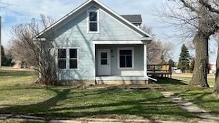 202 W 2nd St, Colome, SD 57528