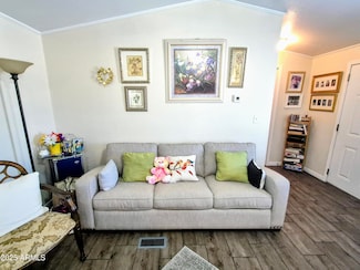 7920 W Glendale Ave Unit 39, Glen Dale, AZ 85303