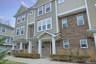 1041 N Sherman Dr Unit D, Royal Oak, MI 48067