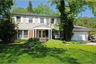 685 Carlisle Ave, Deerfield, IL 60015