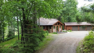 3647 Sweet Fern Ln, Rhinelander, WI 54501