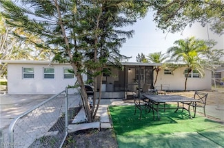 2123 Braman Ave, Fort Myers, FL 33901