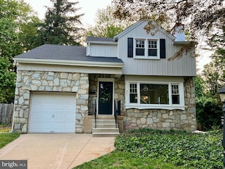 211 N Vineyard Blvd, Collingswood, NJ 08108