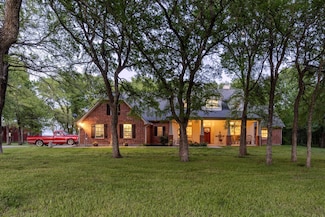 6017 State Highway 34, Honey Grove, TX 75446