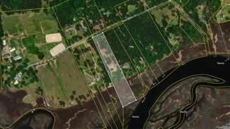 1945 Ronlin Farm Rd, Awendaw, SC 29429