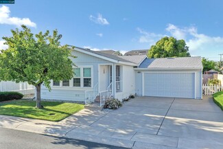 1812 Paris Ln, Antioch, CA 94509