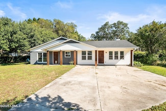 4013 Shell Point Rd, Beaufort, SC 29906