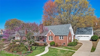 612 Parkway Blvd, Reidsville, NC 27320
