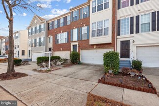 42823 Shaler St, Chantilly, VA 20152