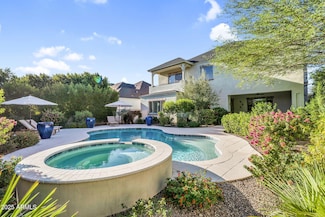 625 W Echo Ln, Phoenix, AZ 85021