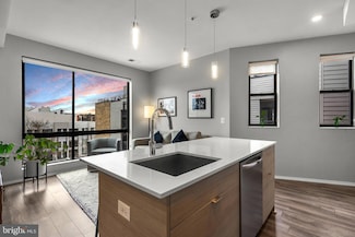 1550 11th St NW Unit 410, Washington, DC 20001