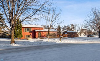 1801 25th Ave S, Fargo, ND 58103