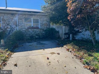 81 Colonial Square, Lindenwold, NJ 08021