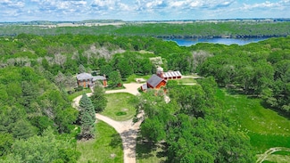 11253 Saint Croix Trail S, Hastings, MN 55033