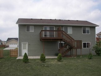 6910 Manchester St, Summerset, SD 57718