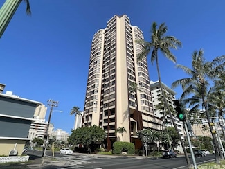 320 Liliuokalani Ave Unit 1703, Honolulu, HI 96815