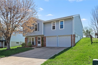 2328 Water Tower Rd, High Ridge, MO 63049