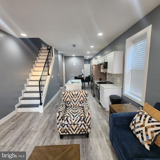 2751 Fenwick Ave, Baltimore, MD 21218