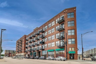 2310 S Canal St Unit 401, Chicago, IL 60616
