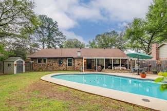 1207 San Marcos Dr, Arlington, TX 76012