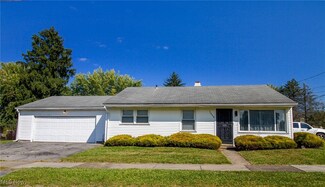 1630 Clay St, Youngstown, OH 44506