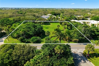 997 Painted Bunting Ln, Vero Beach, FL 32963