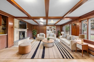 W7085 Hillside Dr, Adell, WI 53001