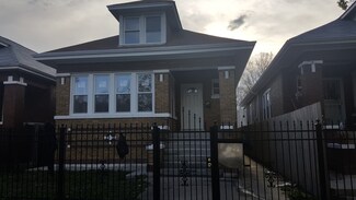 6122 S Sacramento Ave, Chicago, IL 60629