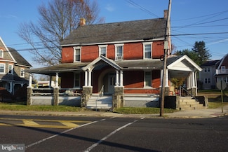 112 W Main St, Silverdale, PA 18962