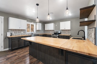 8765 N Maple Grove Ln, Pocatello, ID 83201