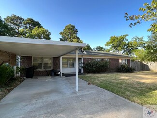 1205 E 33rd St, Texarkana, AR 71854