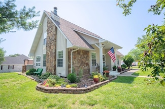 111 Phoenix Ave, Saint Robert, MO 65584