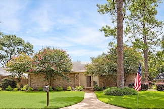 3002 Durban Dr, Houston, TX 77043