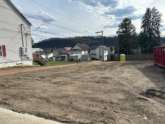 653 Wheatley Ave, Northumberland, PA 17857