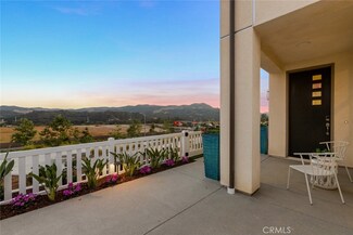 152 Pasture Dr, Mission Viejo, CA 92694