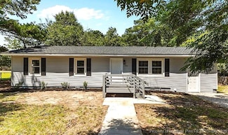 190 Payton Place Rd, Lumber Bridge, NC 28357