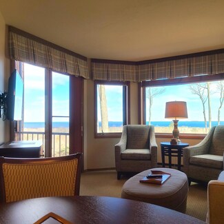 4940 N Landmark Cir Unit 3205, Egg Harbor, WI 54209