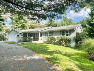 108 View Ct, Saylorsburg, PA 18353