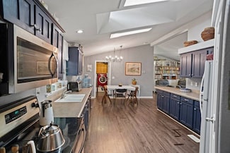 27361 Sierra Hwy Unit 257, Canyon Country, CA 91351