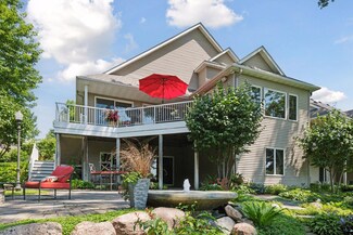 1439 Fairway Ct, Chaska, MN 55318