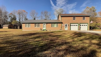 188 Station Rd, Mount Holly, VT 05758