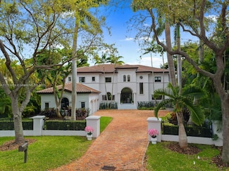 136 Paloma Dr, Coral Gables, FL 33143