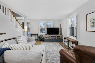 208 Marlborough St Unit 4, East Greenwich, RI 02818